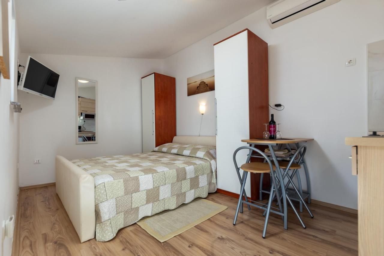 Apartments Elita Rovinj Exterior foto