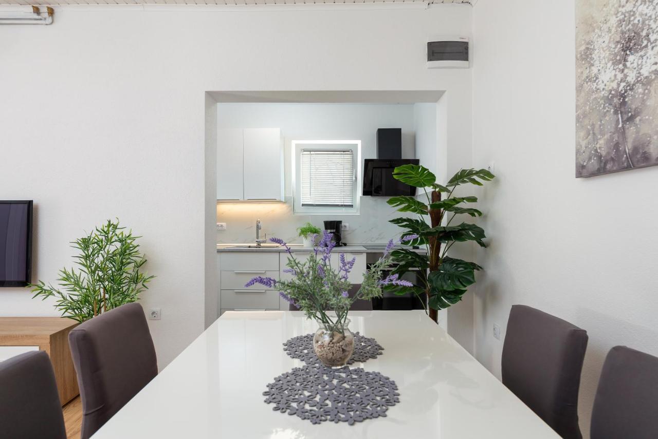 Apartments Elita Rovinj Exterior foto